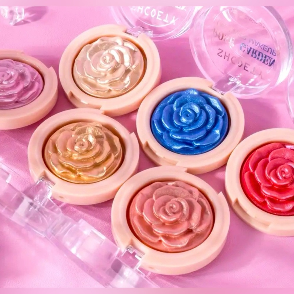 Floral Blush/Highlighter/Eyeshadow Palette - NEW